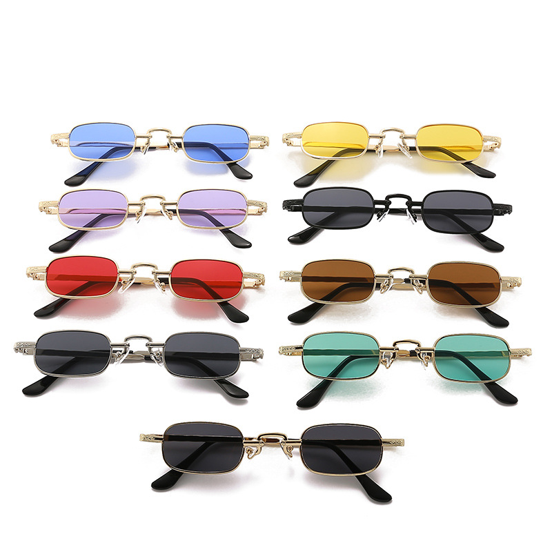 Men Fashion Photography - Nouvelles lunettes de soleil carrées à