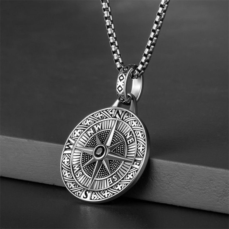 Collier avec pendentif boussol - Mens Fashion Discord avis et prix