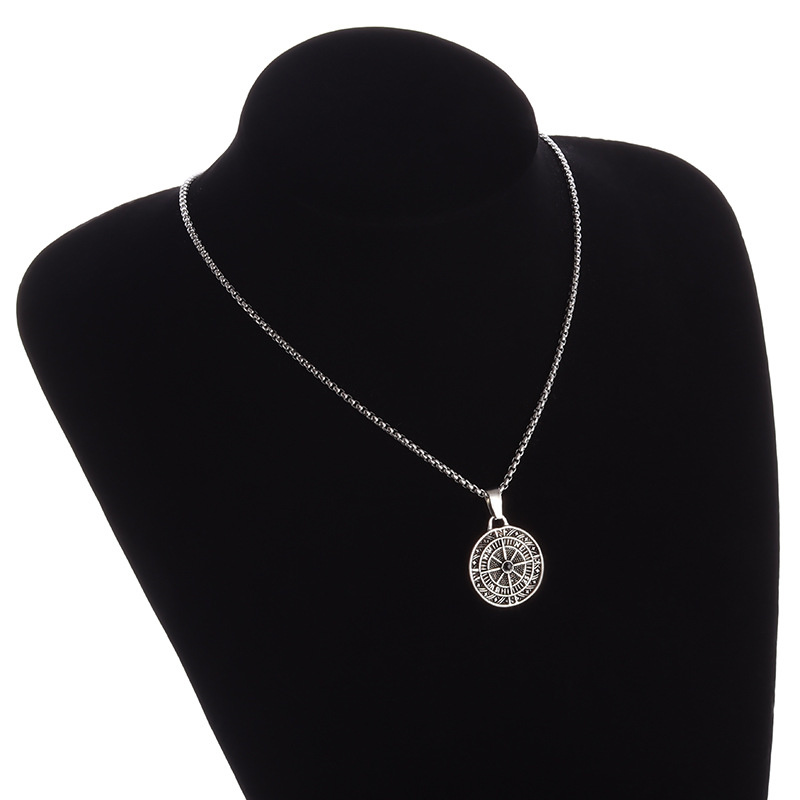Collier avec pendentif boussol - Mens Fashion Discord avis et prix